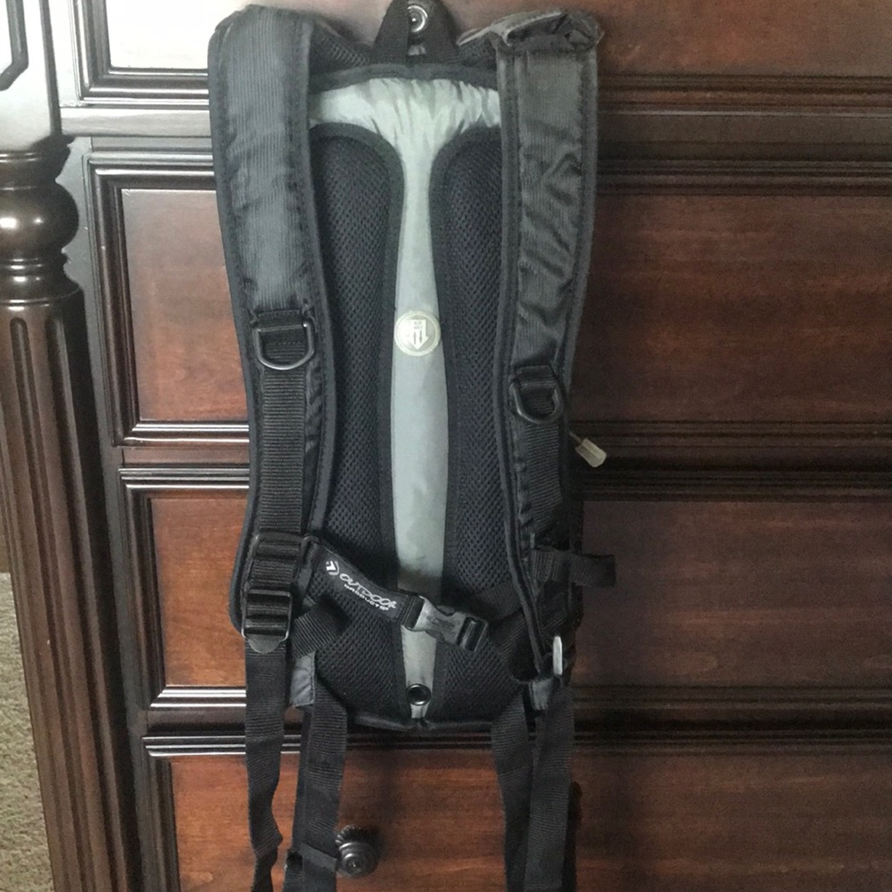 Hydration backpack - Picture 3 of 8
